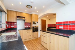 Photo 11- click for photo gallery